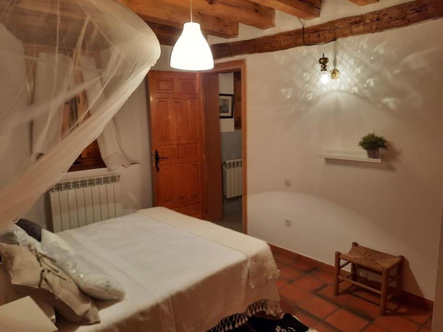 Casa Florentino Casa Centenaria Torre Val De San Pedro Buitenkant foto