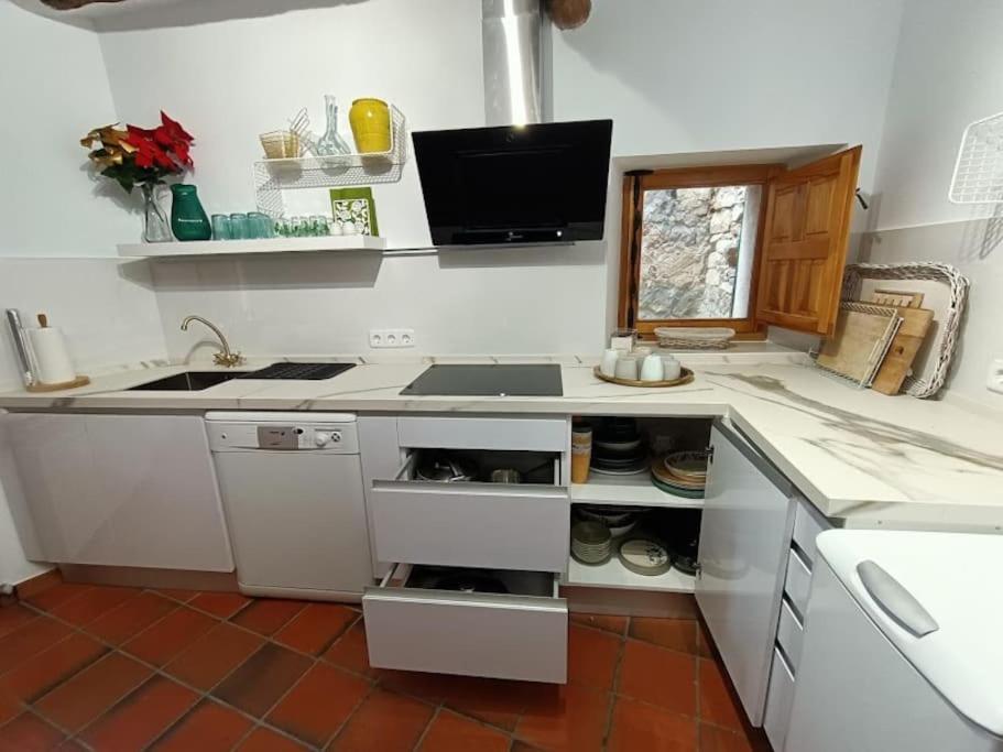 Casa Florentino Casa Centenaria Torre Val De San Pedro Buitenkant foto